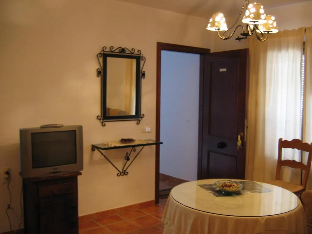 Apartamentos Rurales Jardines Del Visir 헤날과실 0*,  스페인